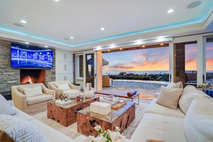 2008 Seaview Ave, Del Mar, California 92014