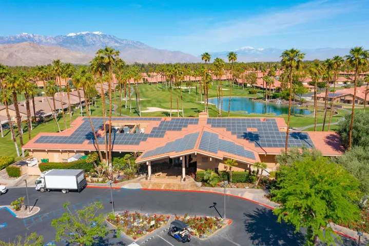 DRONE CLUBHOUSE TO LAKE AND MOUNTAINS ML