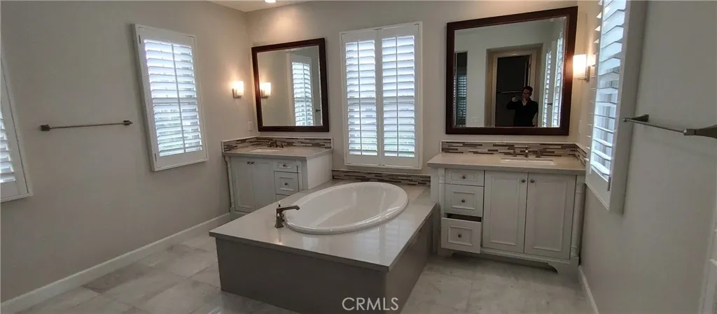 61 Cortland, Irvine, California 92620