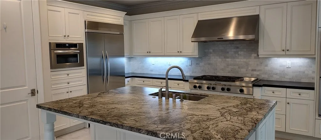 61 Cortland, Irvine, California 92620