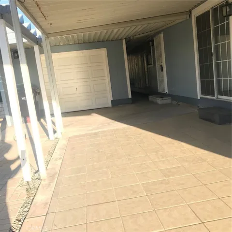 FACING BACK DOOR TO WORKSHOP/GARAGE