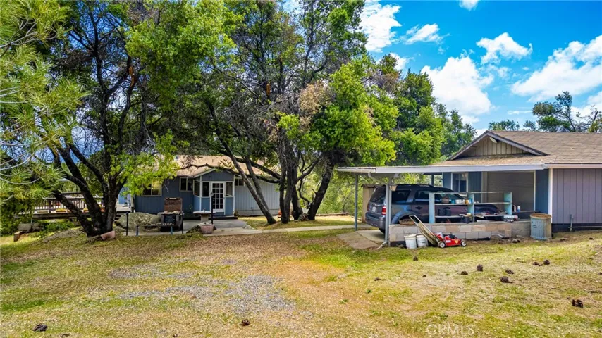 5090 Tip Top Road, Mariposa, California 95338