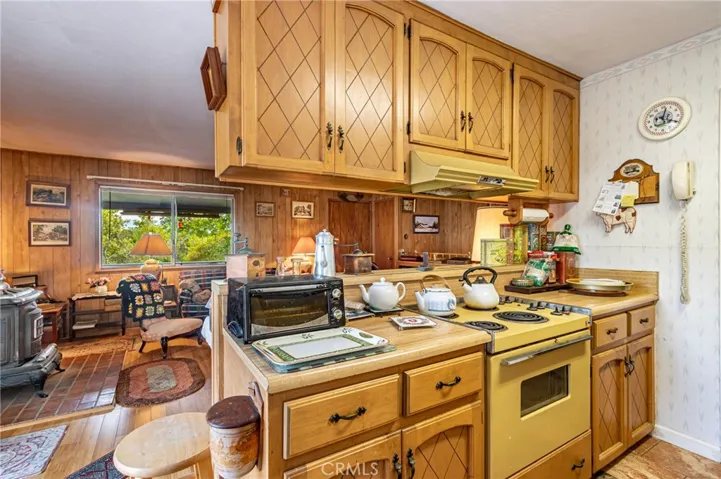 5090 Tip Top Road, Mariposa, California 95338
