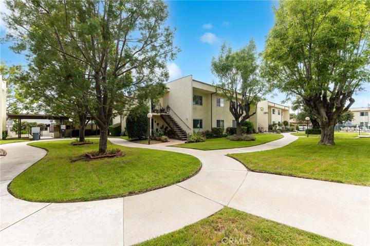 11813 Runnymede Street Unit 36, North Hollywood, California 91605