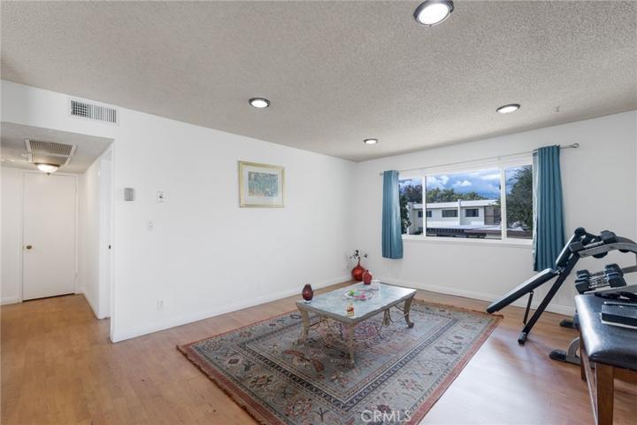 11813 Runnymede Street Unit 36, North Hollywood, California 91605