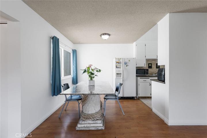 11813 Runnymede Street Unit 36, North Hollywood, California 91605
