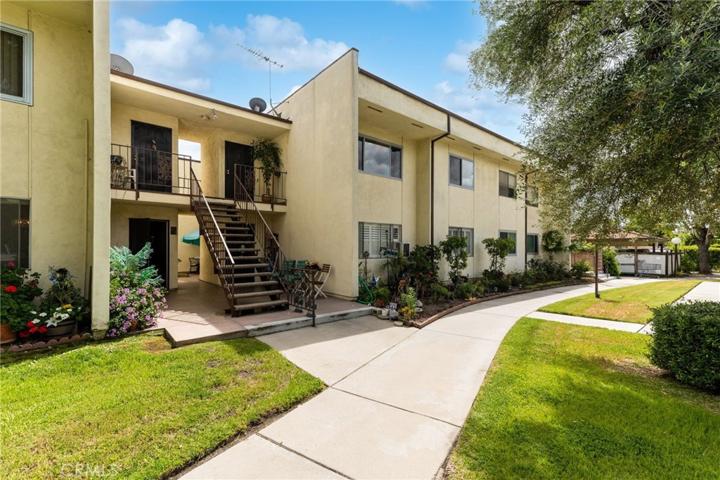 11813 Runnymede Street Unit 36, North Hollywood, California 91605