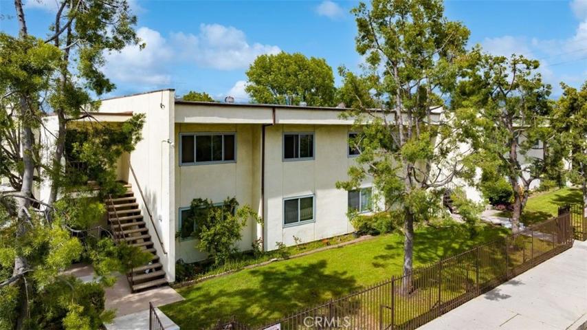 11813 Runnymede Street Unit 36, North Hollywood, California 91605