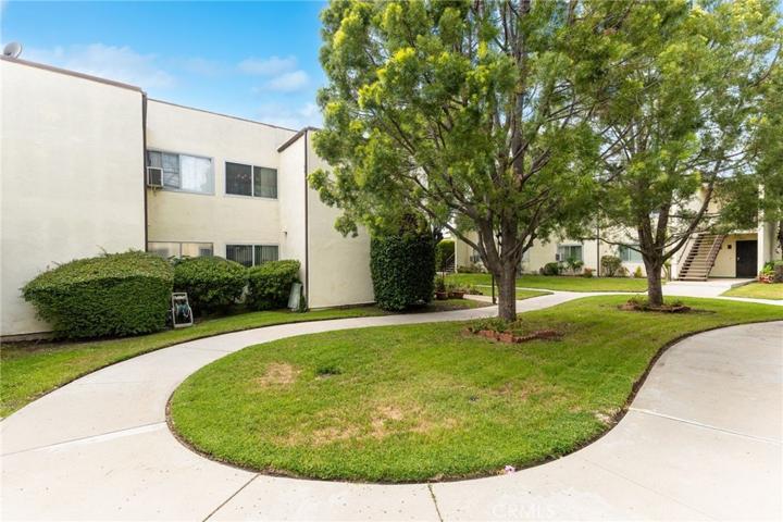 11813 Runnymede Street Unit 36, North Hollywood, California 91605