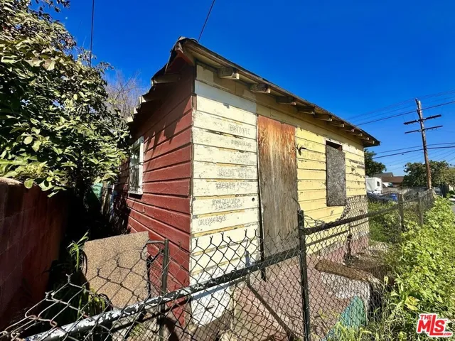 1756 E 87th Street, Los Angeles, California 90002
