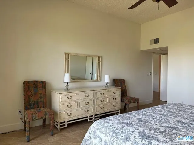 2250 Oakcrest Drive, Palm Springs, California 92264
