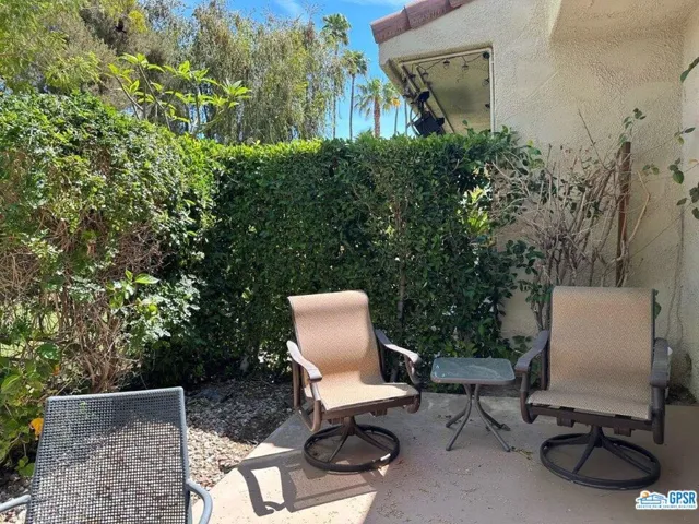 2250 Oakcrest Drive, Palm Springs, California 92264