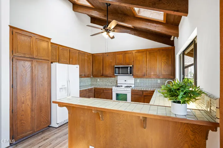 2611 Pierpont Blvd MLS-35