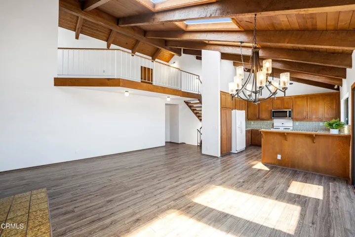 2611 Pierpont Blvd MLS-31
