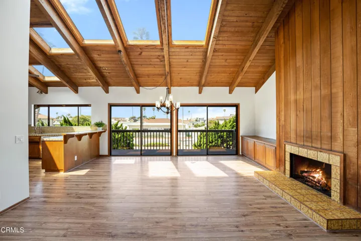 2611 Pierpont Blvd MLS-32