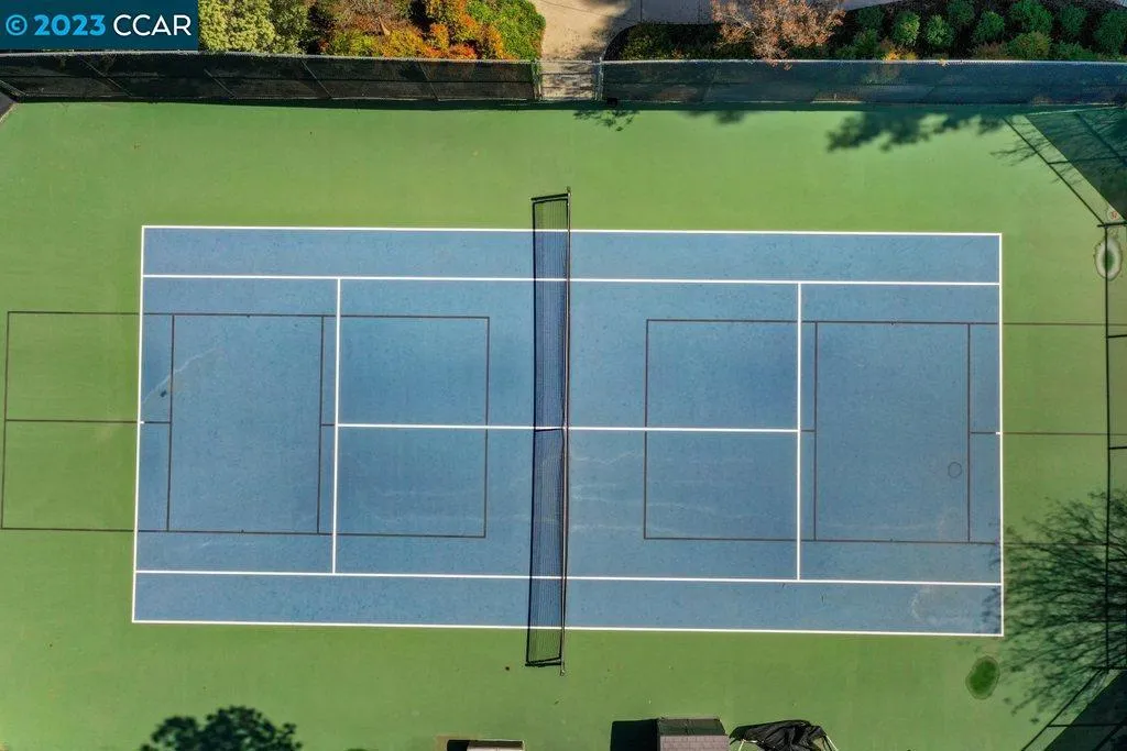 4416 Snowcloud Ct, Concord, California 94518 home-pic-9