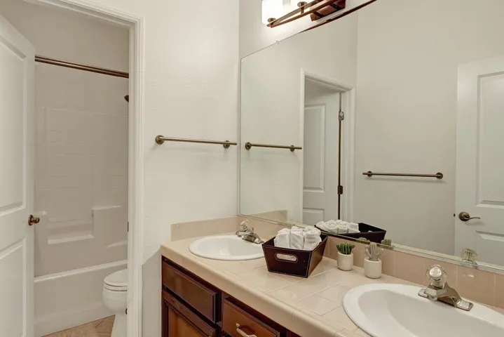 GUEST BATH MLS