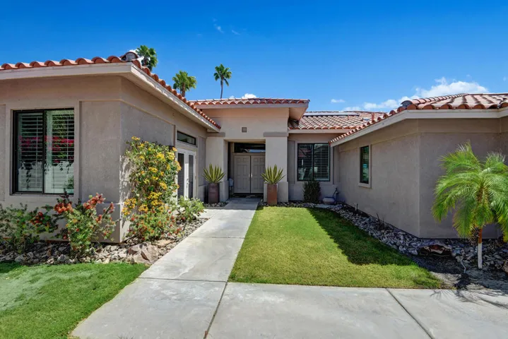 FRONT ENTRY WALK MLS
