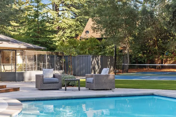 160 Shawnee, Portola Valley, California 94028