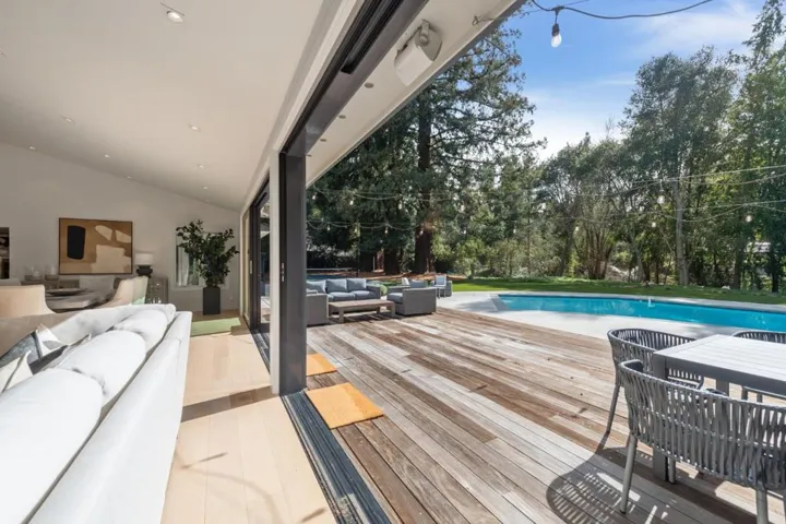 160 Shawnee, Portola Valley, California 94028
