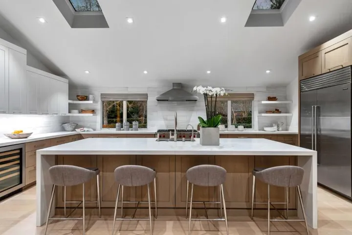 160 Shawnee, Portola Valley, California 94028