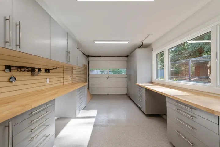 160 Shawnee, Portola Valley, California 94028