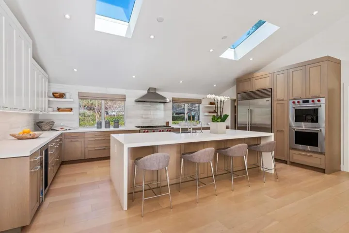 160 Shawnee, Portola Valley, California 94028