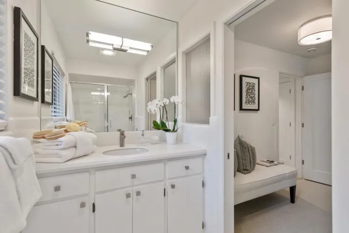 160 Shawnee, Portola Valley, California 94028