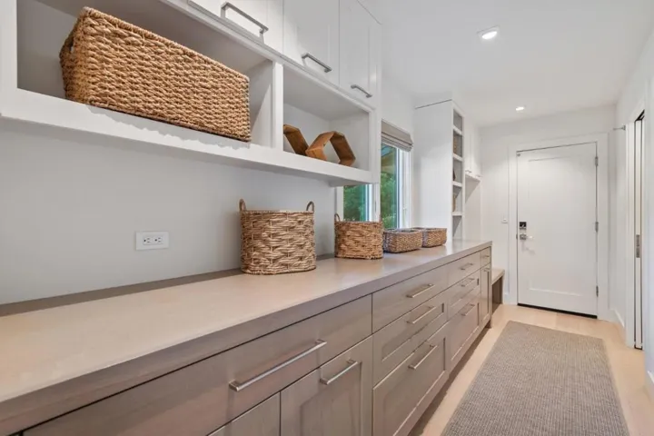 160 Shawnee, Portola Valley, California 94028