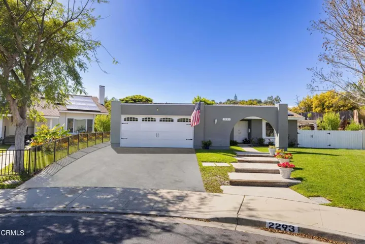 2293 Windsor Ct-1