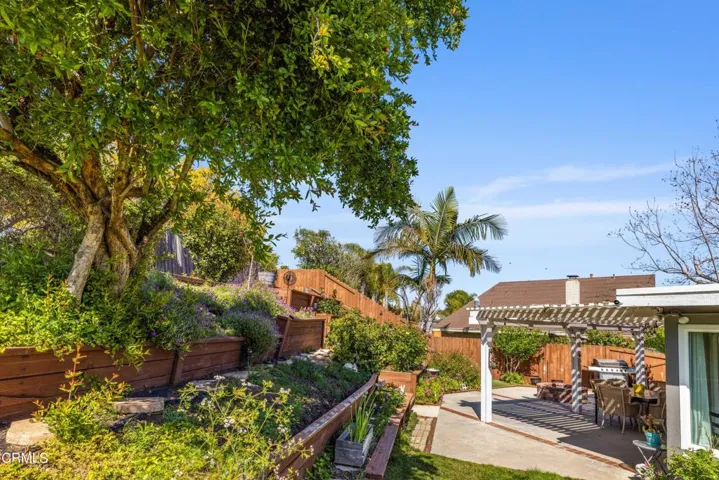 2293 Windsor Ct-31