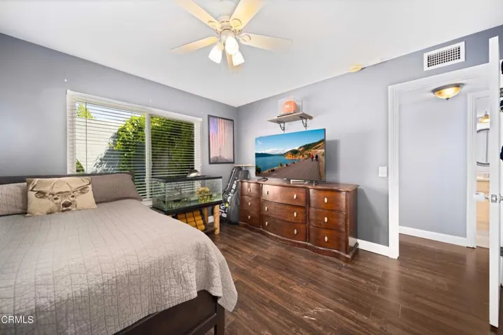 2293 Windsor Ct-18