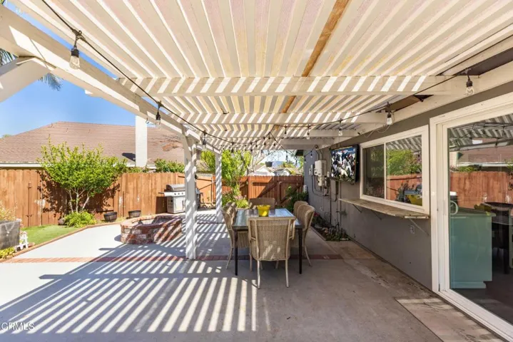 2293 Windsor Ct-25