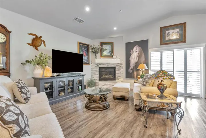 800 La Baig Drive, Hollister, California 95023