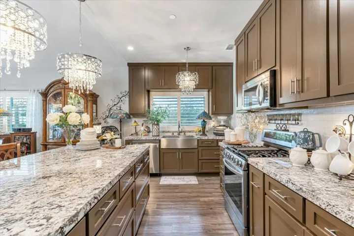 800 La Baig Drive, Hollister, California 95023