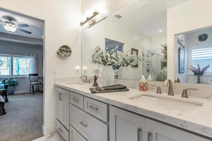 800 La Baig Drive, Hollister, California 95023