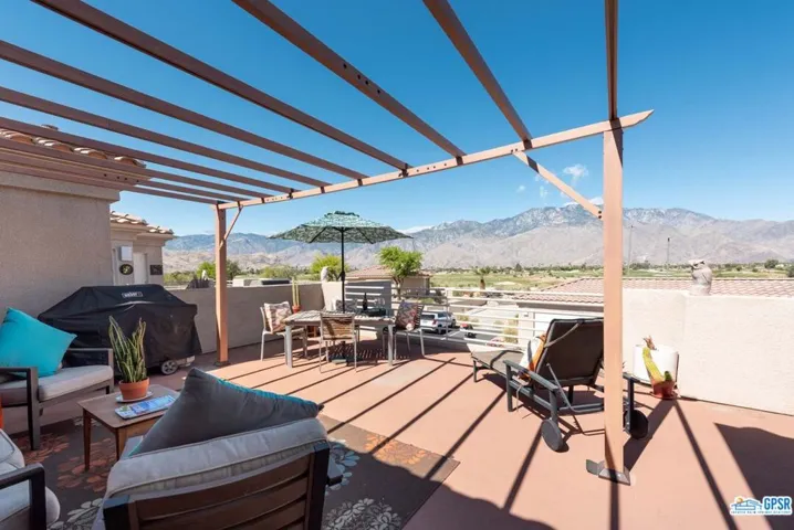 Stunning mountain views!