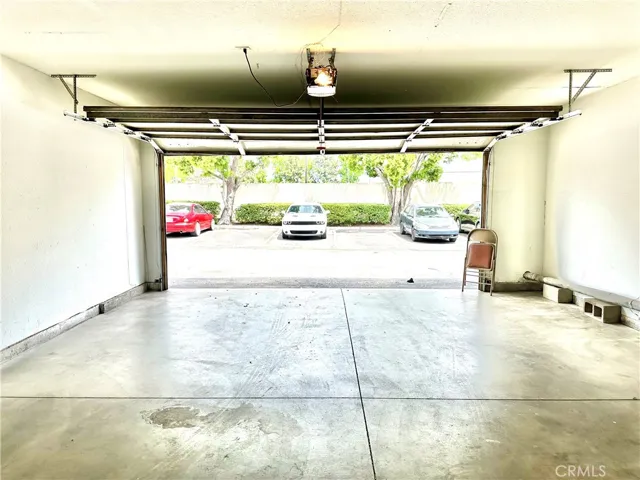 164 W Walnut Avenue B, Rialto, California 92376