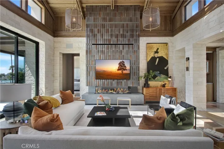 1076 Pescador Drive, Newport Beach, California 92660