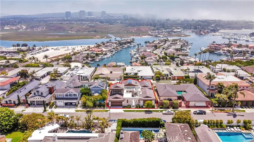 1076 Pescador Drive, Newport Beach, California 92660