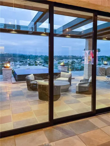 1076 Pescador Drive, Newport Beach, California 92660