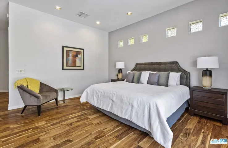 905 Azalea Circle, Palm Springs, California 92264
