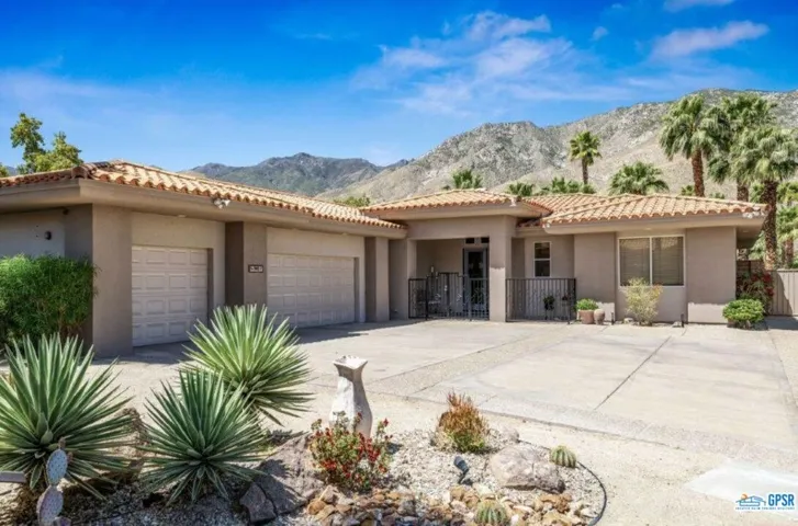 905 Azalea Circle, Palm Springs, California 92264