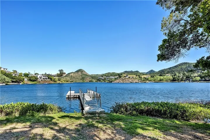 99 Lake Sherwood Drive, Thousand Oaks, California 91361