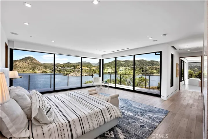 99 Lake Sherwood Drive, Thousand Oaks, California 91361