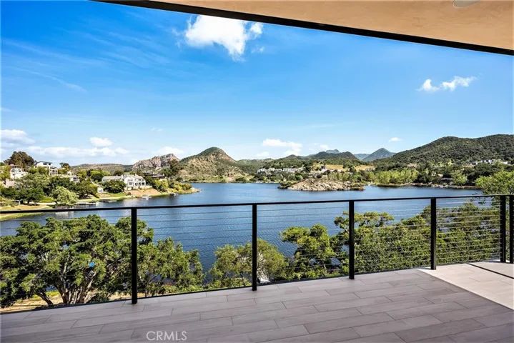 99 Lake Sherwood Drive, Thousand Oaks, California 91361