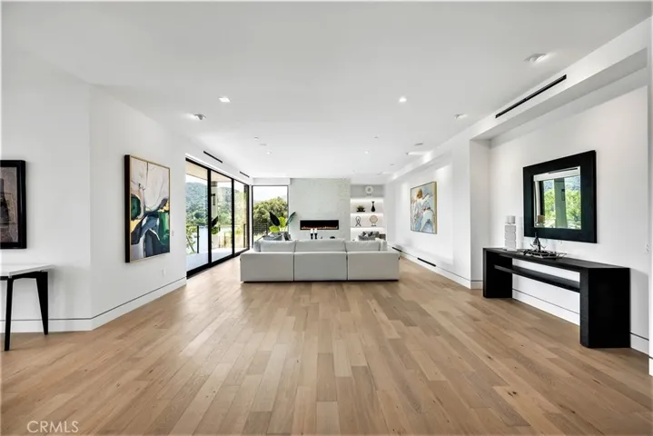 99 Lake Sherwood Drive, Thousand Oaks, California 91361