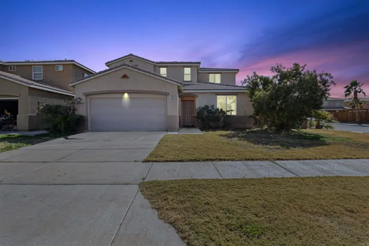 999 Skyview, El Centro, California 92243