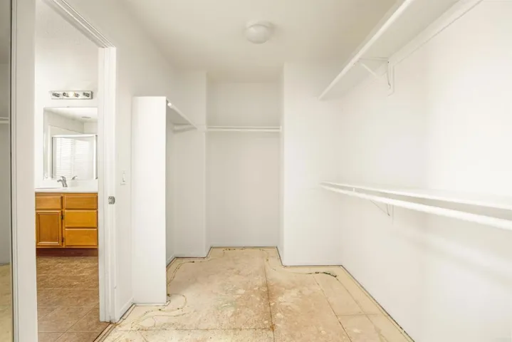 999 Skyview, El Centro, California 92243