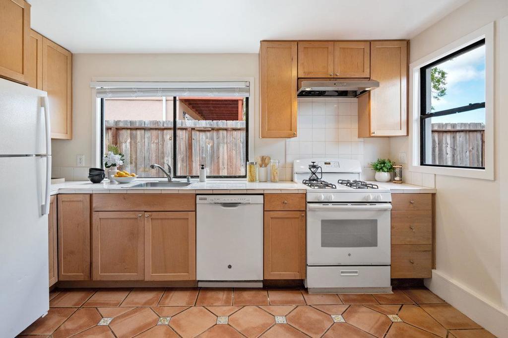 449 Angus Avenue, San Bruno, California 94066 home-pic-9